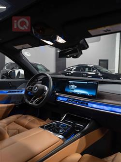 بي ام دبليو الفئة 7